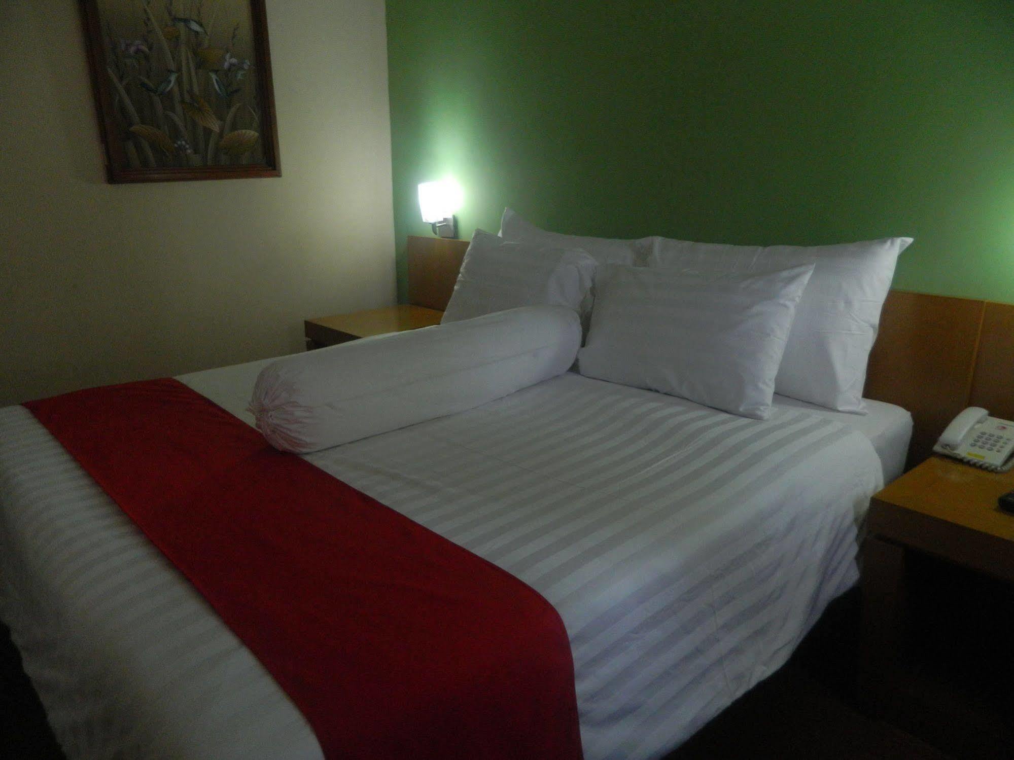 Patra Comfort Jakarta Luaran gambar