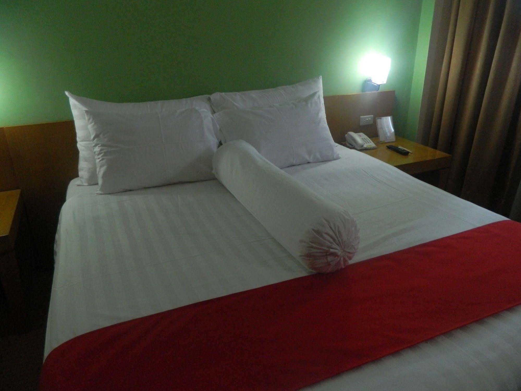 Patra Comfort Jakarta Luaran gambar